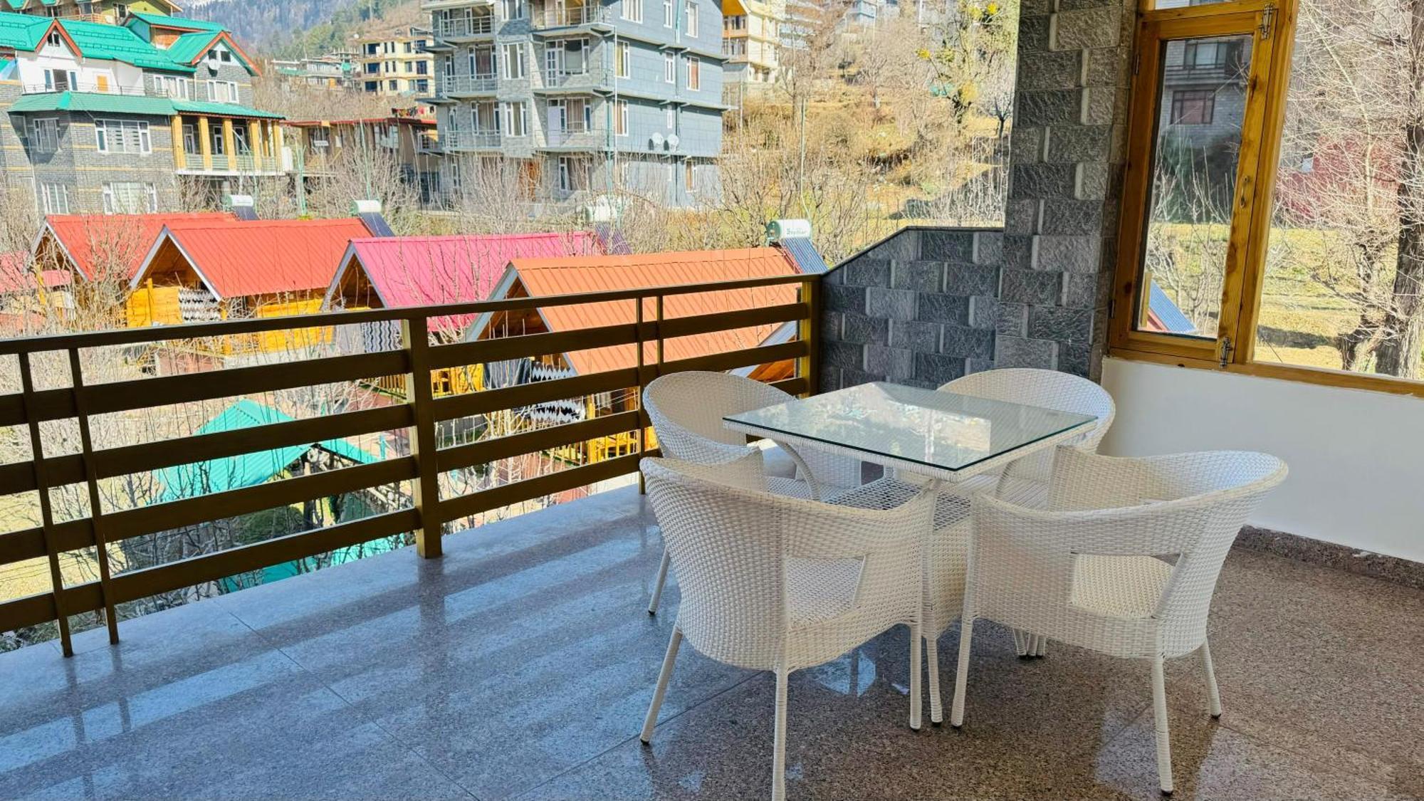 The Midnight Garden Manali Hotel Buitenkant foto