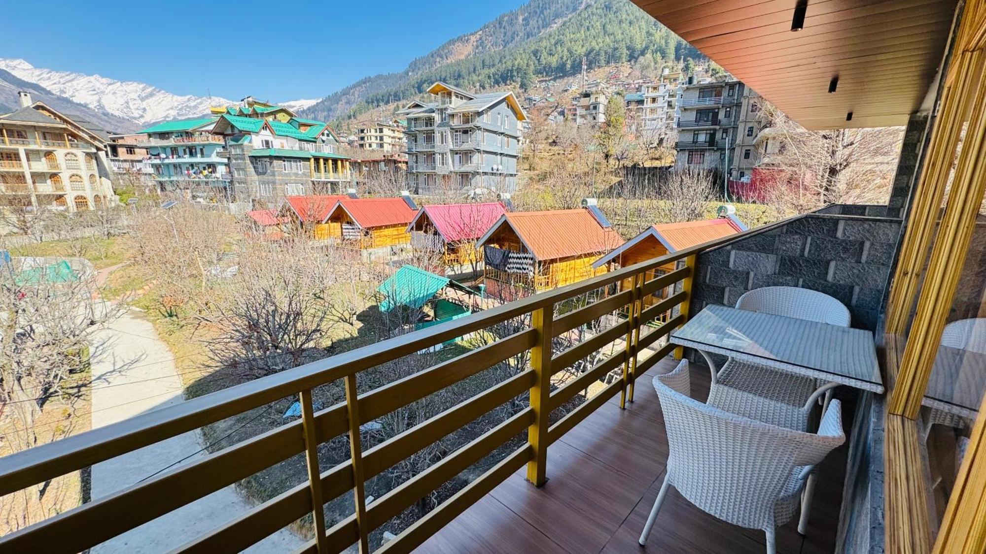 The Midnight Garden Manali Hotel Buitenkant foto